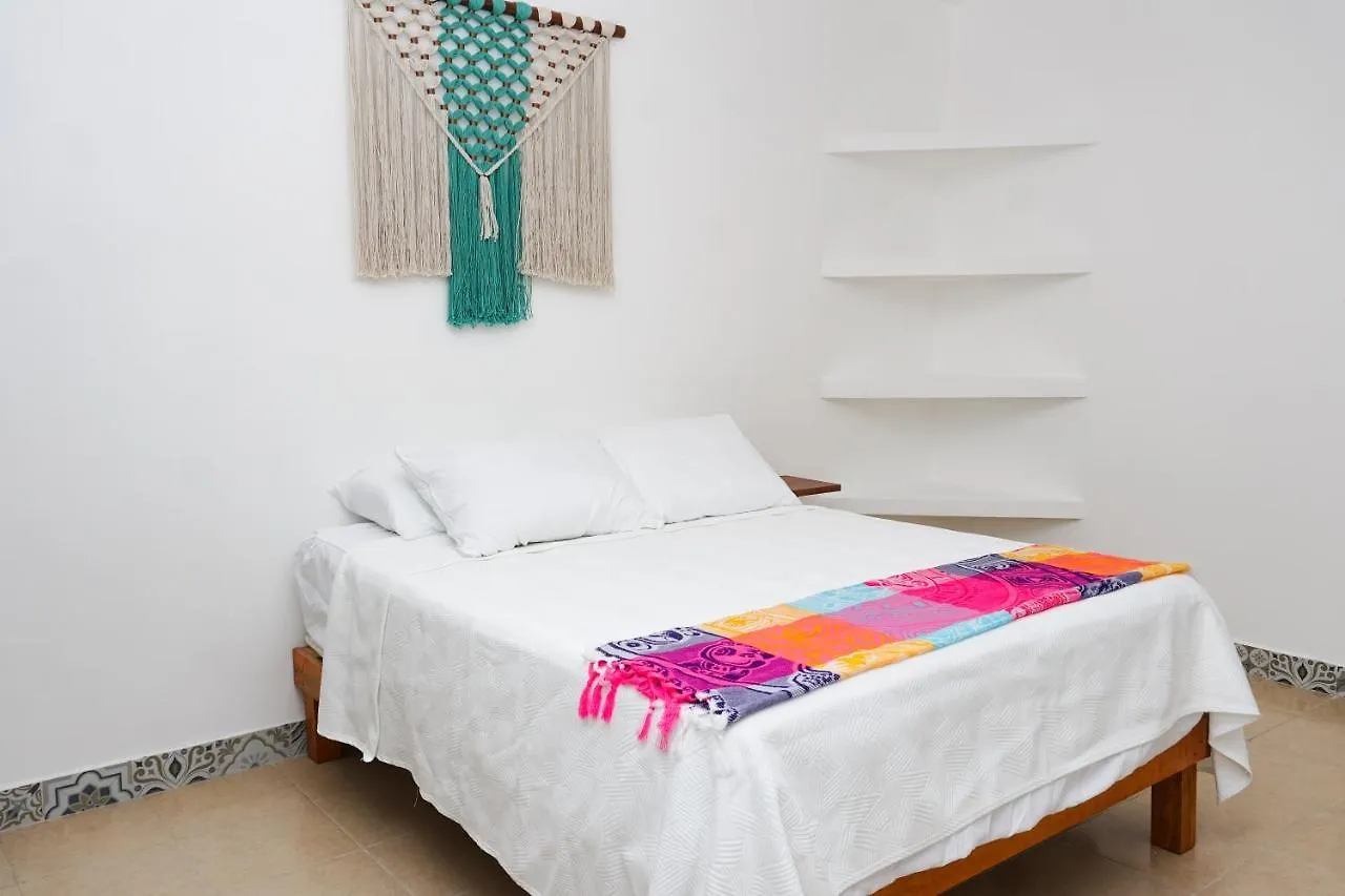 Linda Vecindad Playa Del Carmen Hotel 3*,